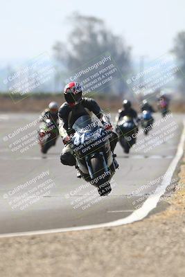 media/Sep-20-2025-TrackDaz (Sat) [[27f0cde673]]/B Group/220pm (Turn 9)/